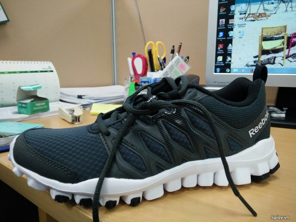 REBOOK nu sz 6.5 chinh hang 100% xach tay tu My