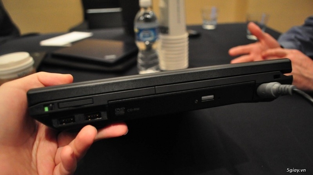 Laptop màn hình siêu đẹp, siêu bự Lenovo Thinkpad L512 - 2
