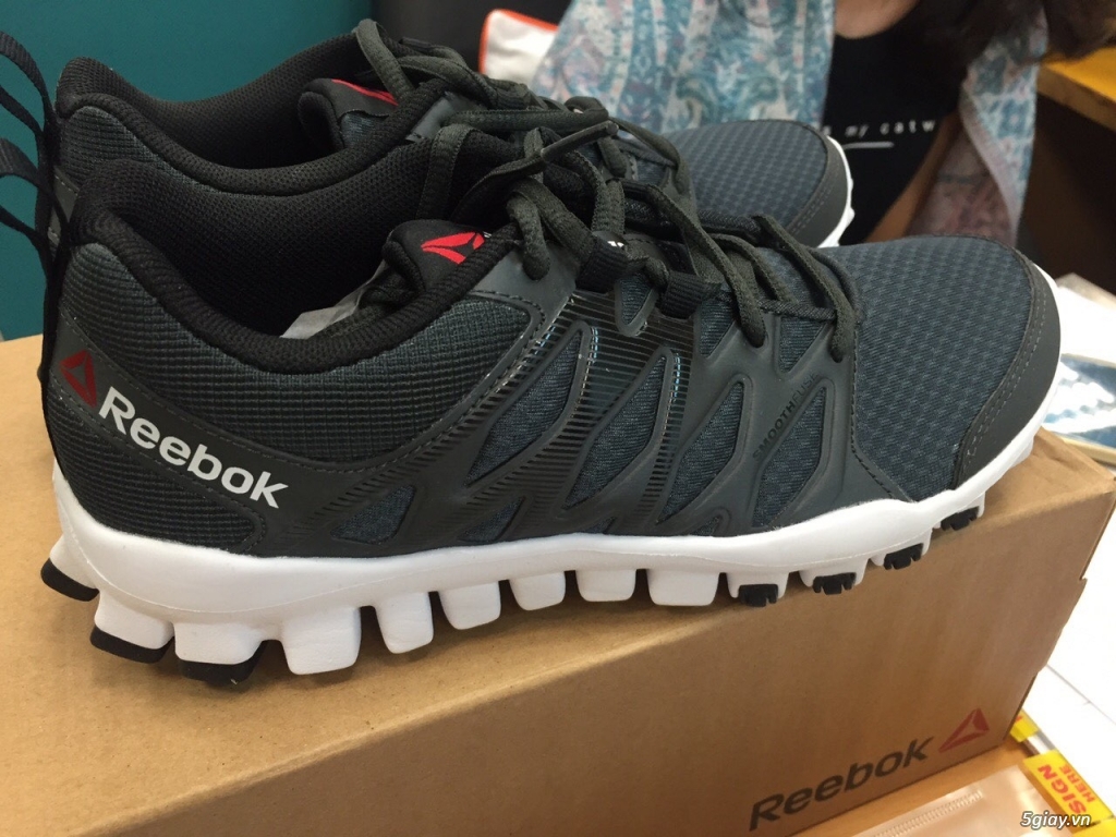 REBOOK nu sz 6.5 chinh hang 100% xach tay tu My - 6