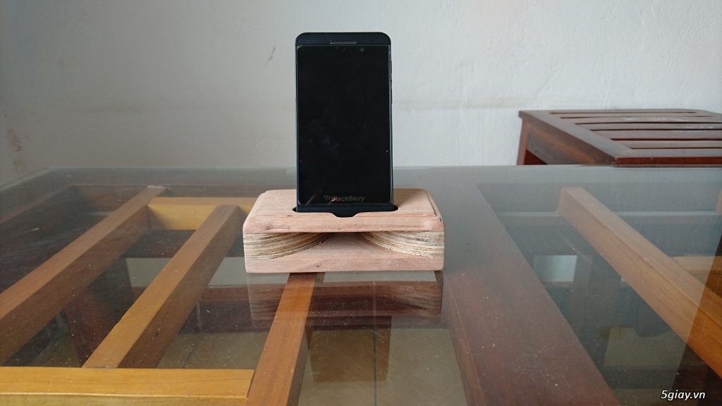 Đế tựa điện thoại, smartphone bằng gỗ tự nhiên - 7