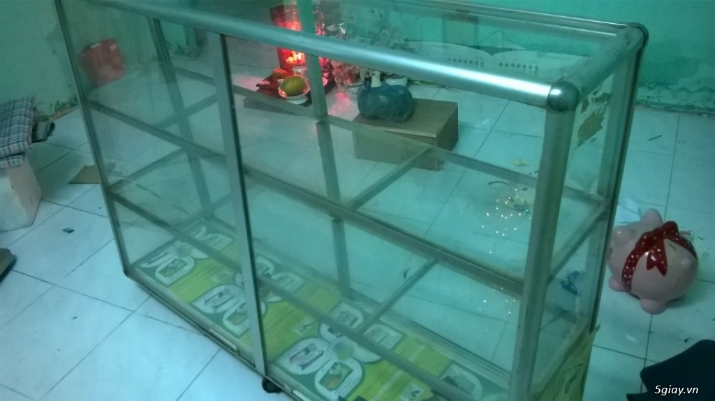 Thanh lý tủ kiếng bán bánh trung thu - 1