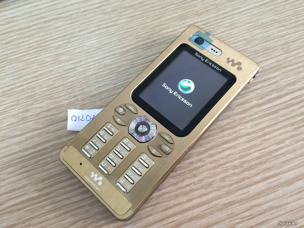 Sony ericsson walkman w880i gold - 1