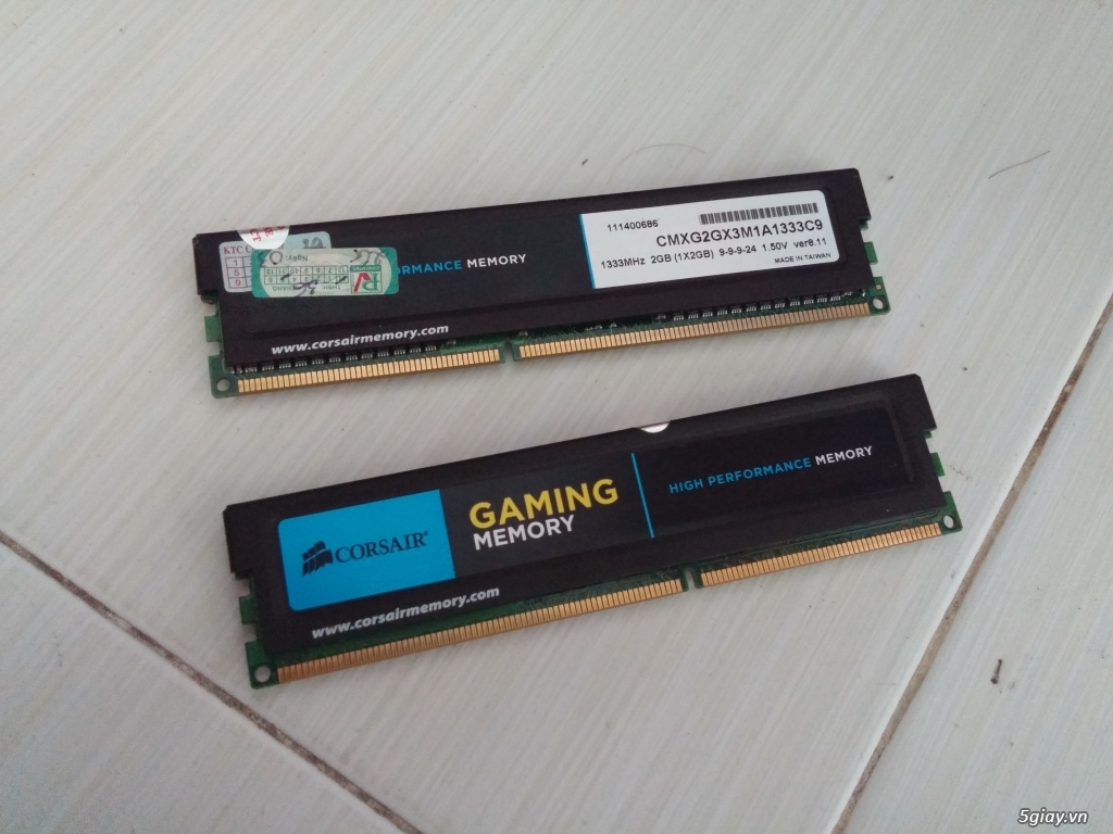 HCM - Corsair DDR3 2 x 2gb bus 1333 cần bán