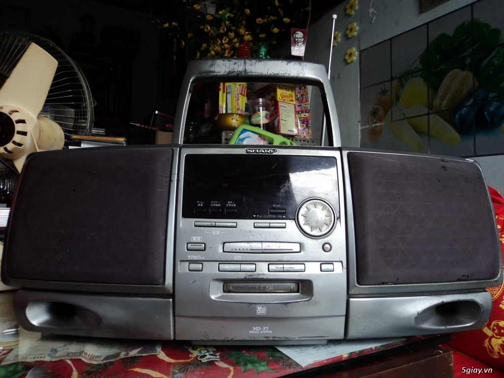 Thanh lý boombox cd+radio+cassette