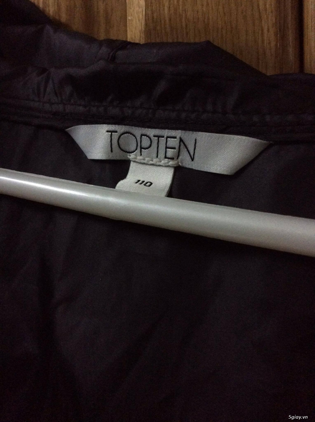 Cần thanh lý áo khoác TopTen