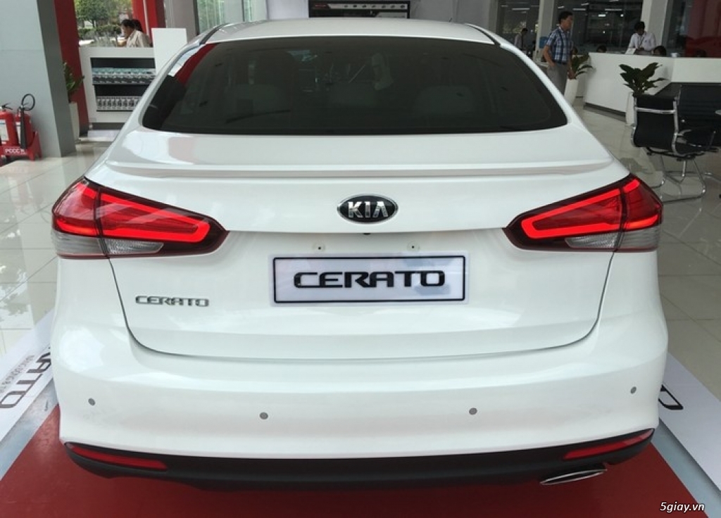 Chỉ 205 triệu đồng có thể sở hữu KIA CERATO 1.6AT - Ngân hàng hỗ trợ 80% giá trị xe - 3