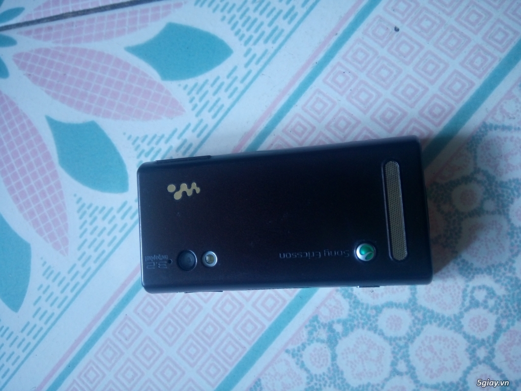 Bán sony Xperia W705 zin 95% - 1