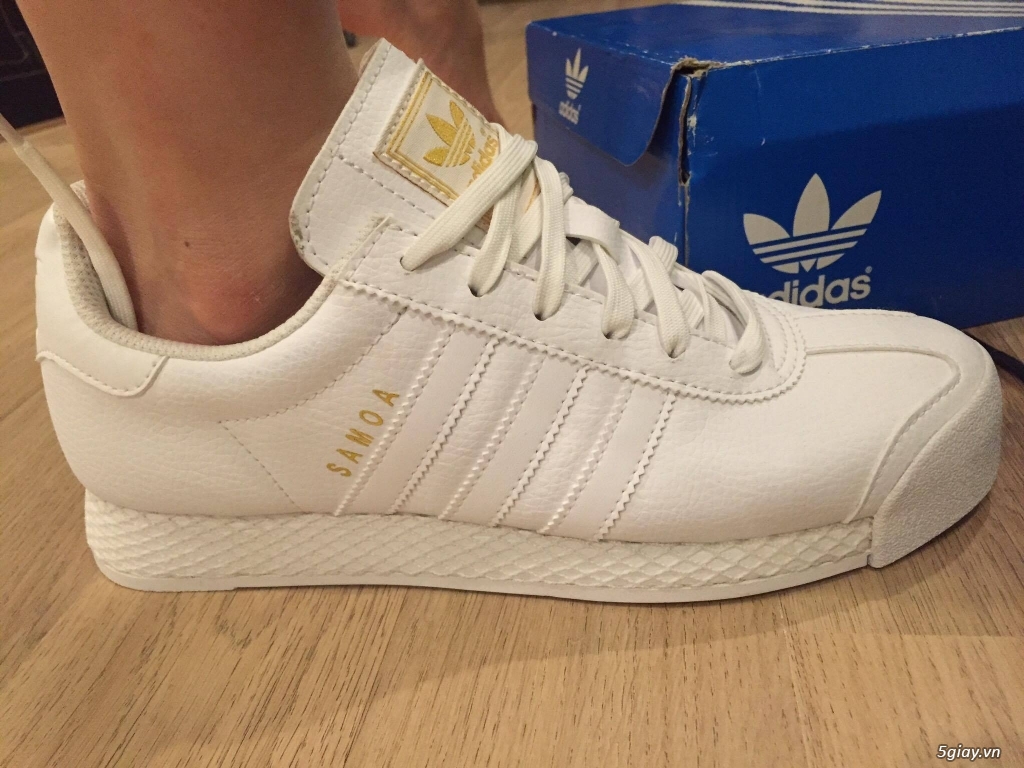 SAMOA Adidas bán lại mua bên Mỹ - 1