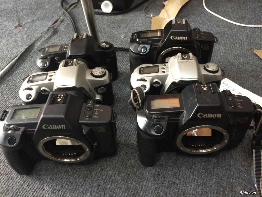 Hàng Nhật về 6 máy phim Canon - ve chai nguyên lô