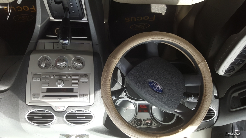 Bán xe Ford Focus 5 cửa 2013 - 5