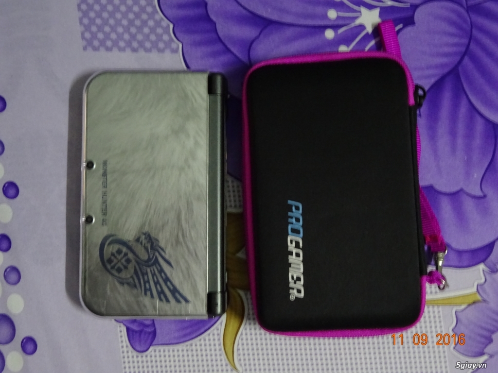 Bán máy new 3ds ll limited mh4g