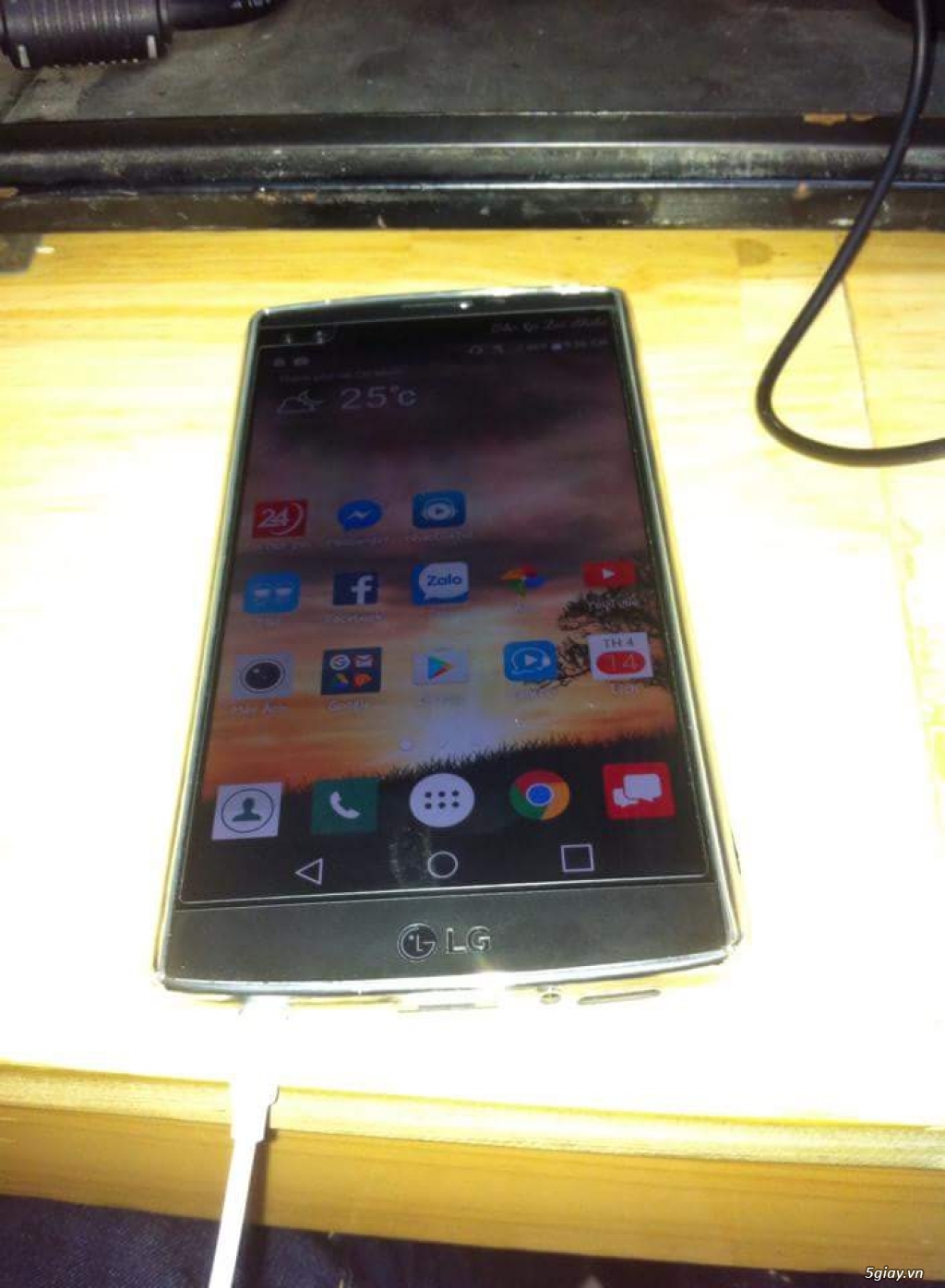 LG V10 nữ xài như mới bh còn 7 tháng - 1