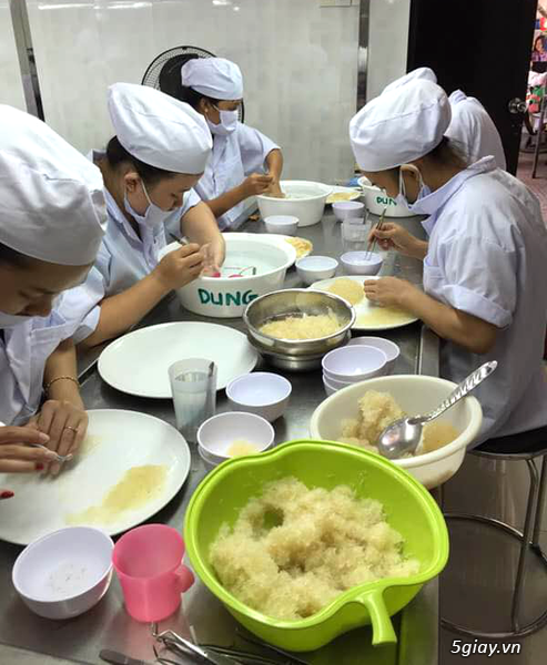 Giới thiệu cửa hàng Vy Yến