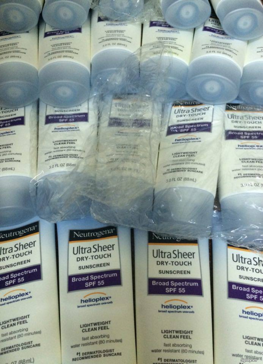 Hàng xách tay Mỹ: Kem chống nắng - Neutrogena Ultra Sheer Dry-Touch Suncreen SPF 55 (88ml) - 1