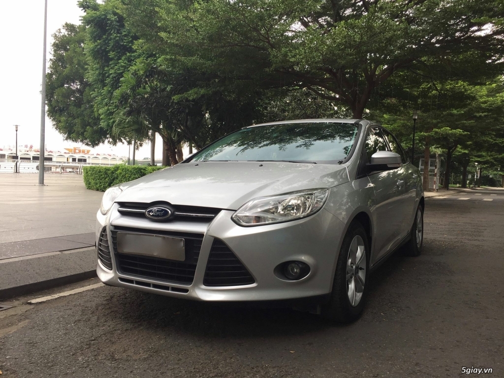 Bán xe Ford Focus 1.6L, số tự động, màu Bạc. - 3