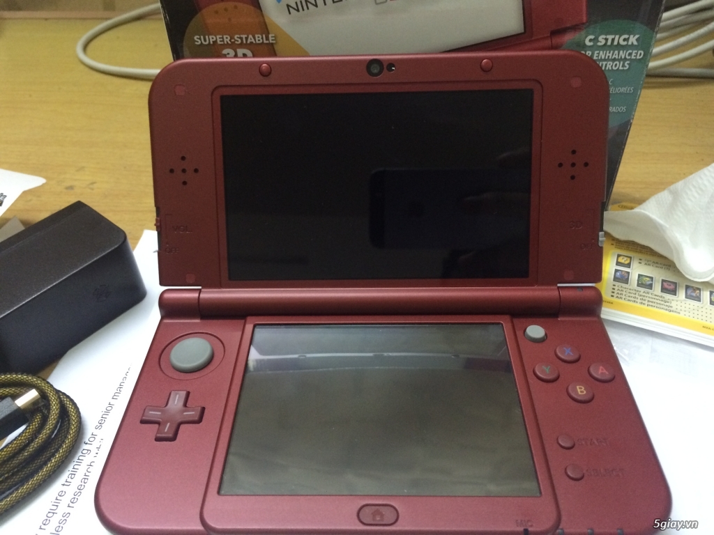 Bán máy NEW NINTENDO 3DS XL đỏ 99.99% - 3