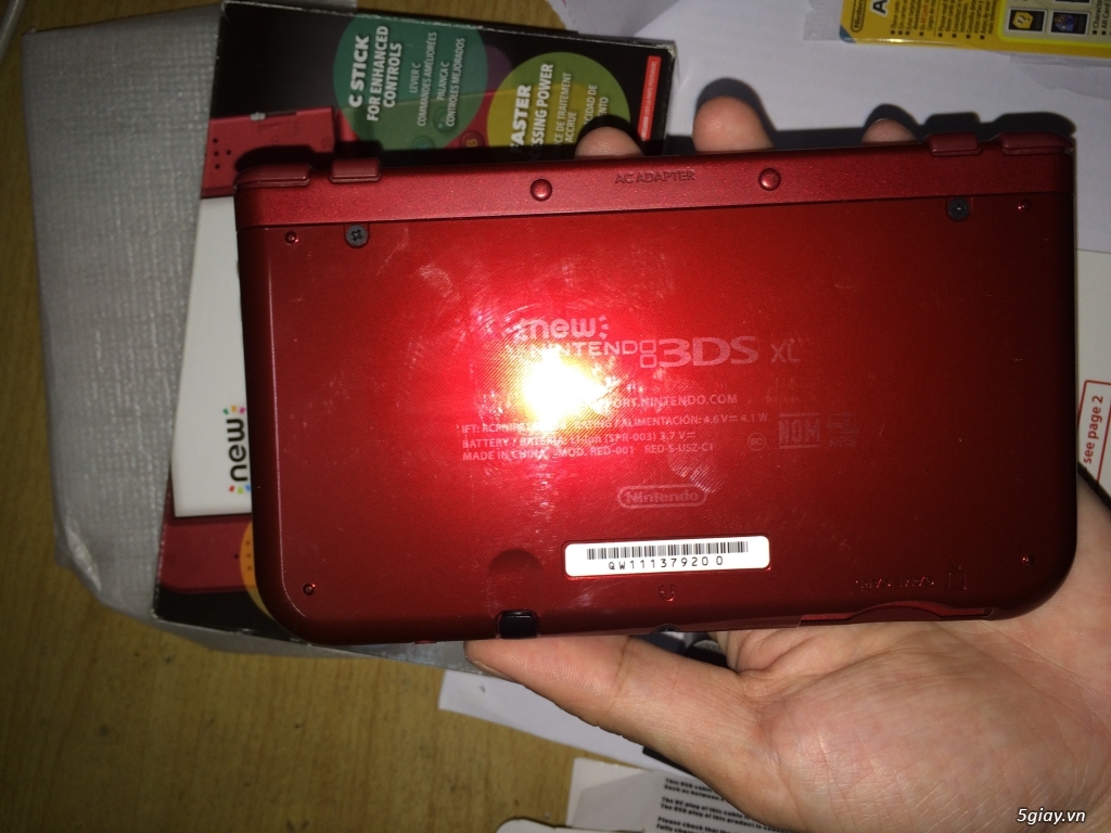 Bán máy NEW NINTENDO 3DS XL đỏ 99.99% - 2