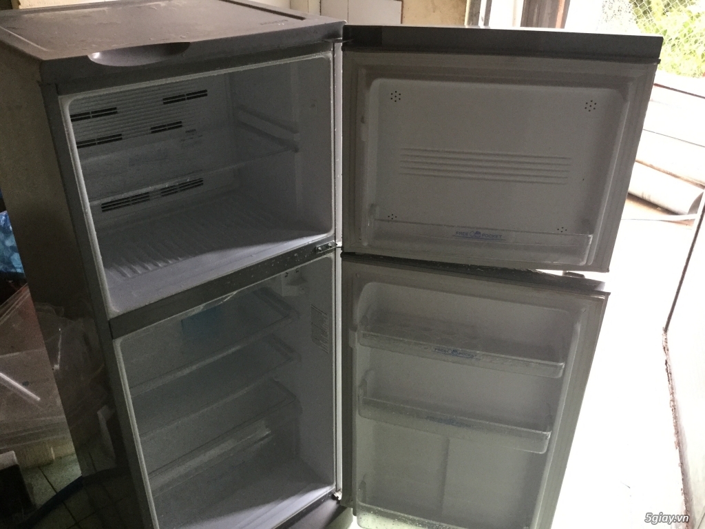 Tủ lạnh Sanyo 170 lít khong đóng tuyết