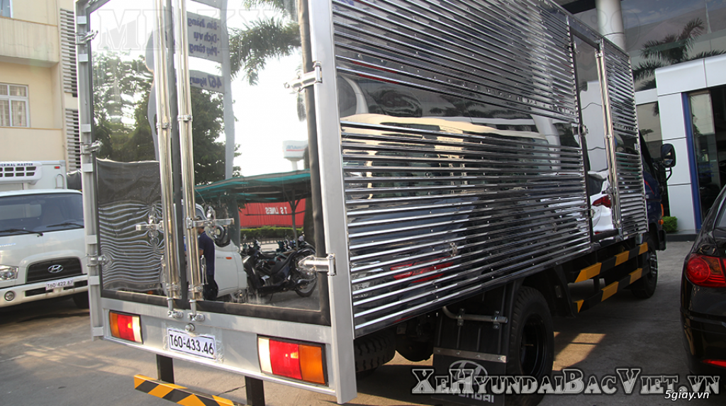 XE TẢI – XE TẢI HYUNDAI HD99 Thùng kIN 6,5 Tấn - 1