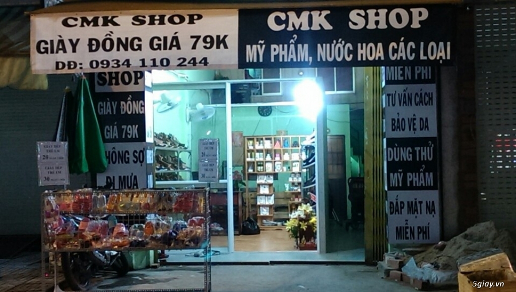 Sang  shop giày ngay chợ Tân Hương - 1