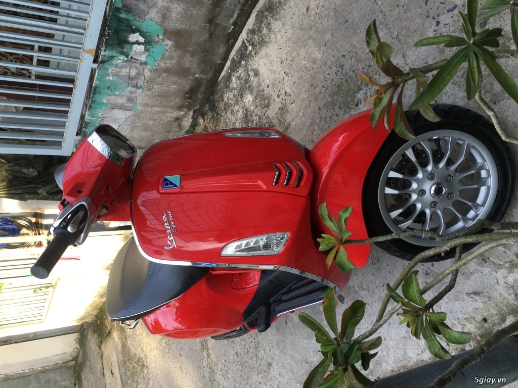 Vespa Sprint 125cc 2015 màu đỏ như mới