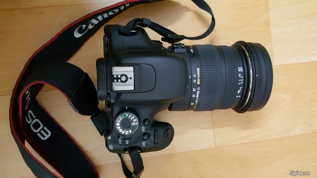Máy chụp hình Canon 600d, lens sigma 17-50mm 2.8. Lens fix 1.8 - 1