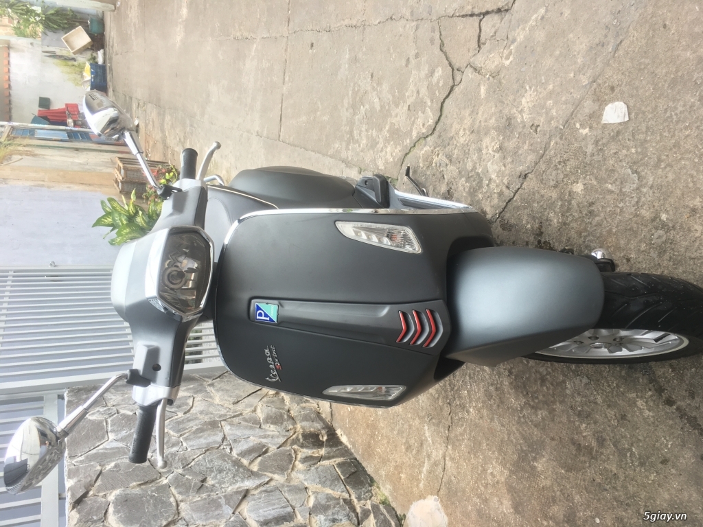 Vespa Sprint đen nhám .. giá tốt - 1