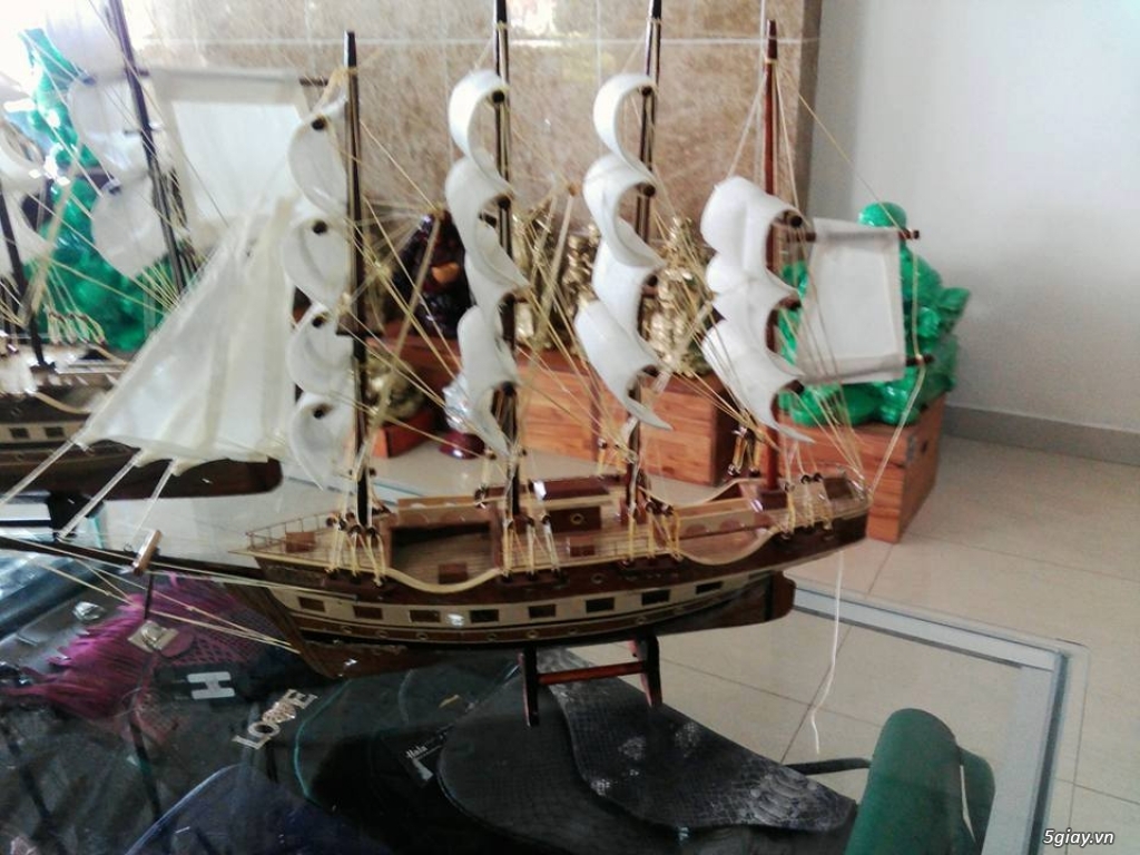 mô hình thuyền gỗ phong thủy - 2