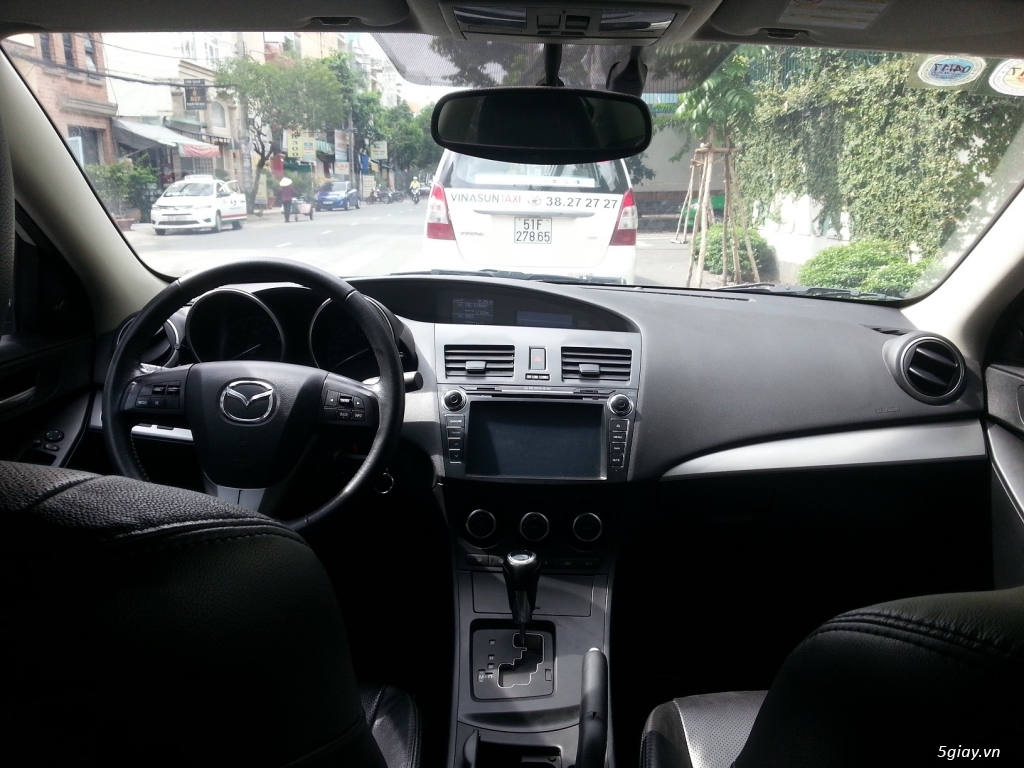 Bán Mazda 3 1.6 AT 2013 màu trắng số tự động xe còn rất đẹp - 3