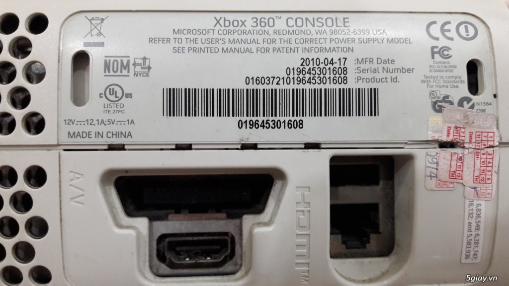 Bán bộ 2 máy Xbox 360 Jasper (model 2010 & 2006) + 4 tay cầm - 2 triệu (fixed) - 2