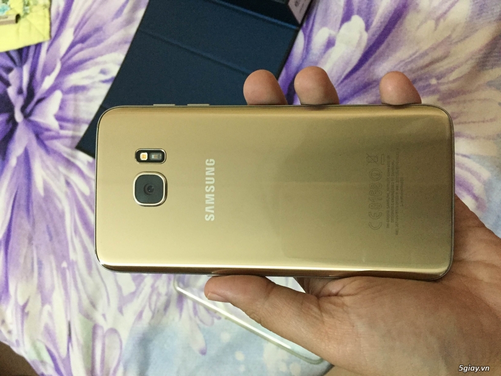 Samsung galaxy S7 edge like new còn bảo hành