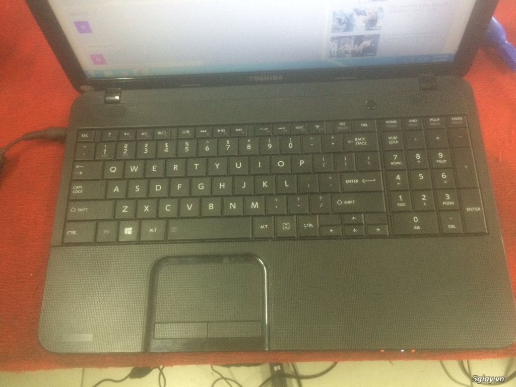 Cần bán laptop Toshiba C850D - 3