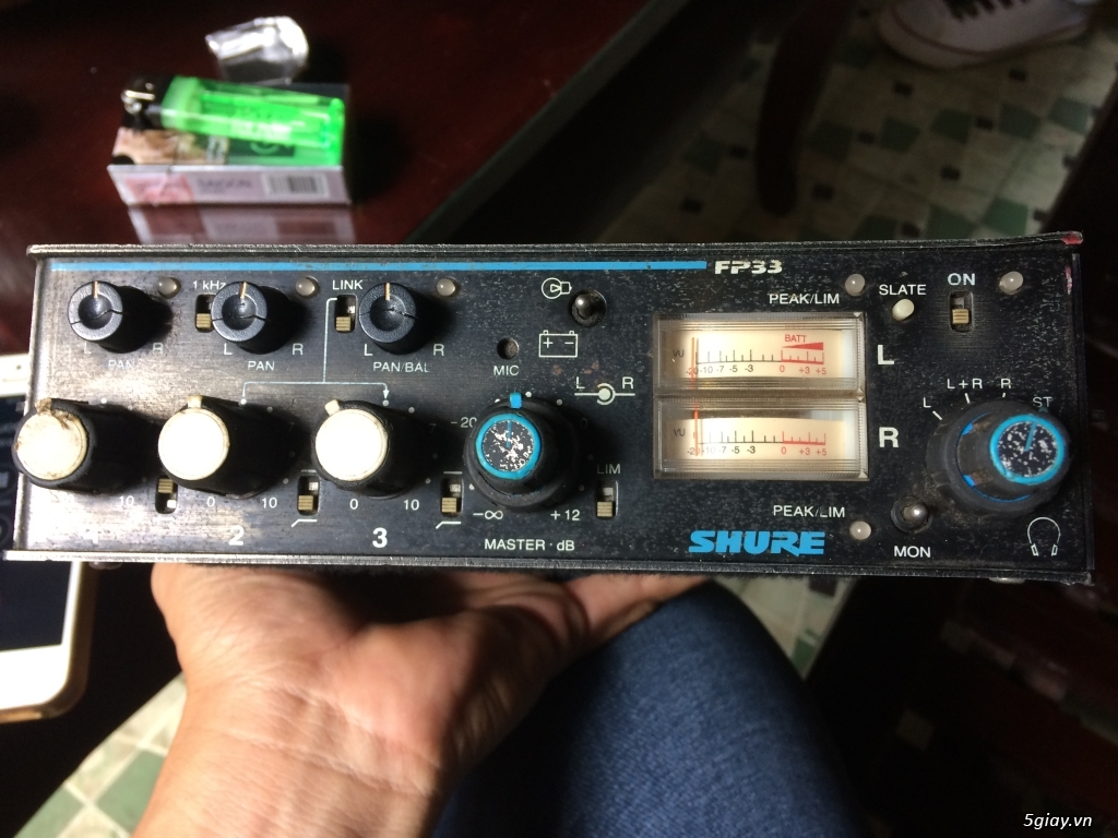 Bán audio mixer Shure