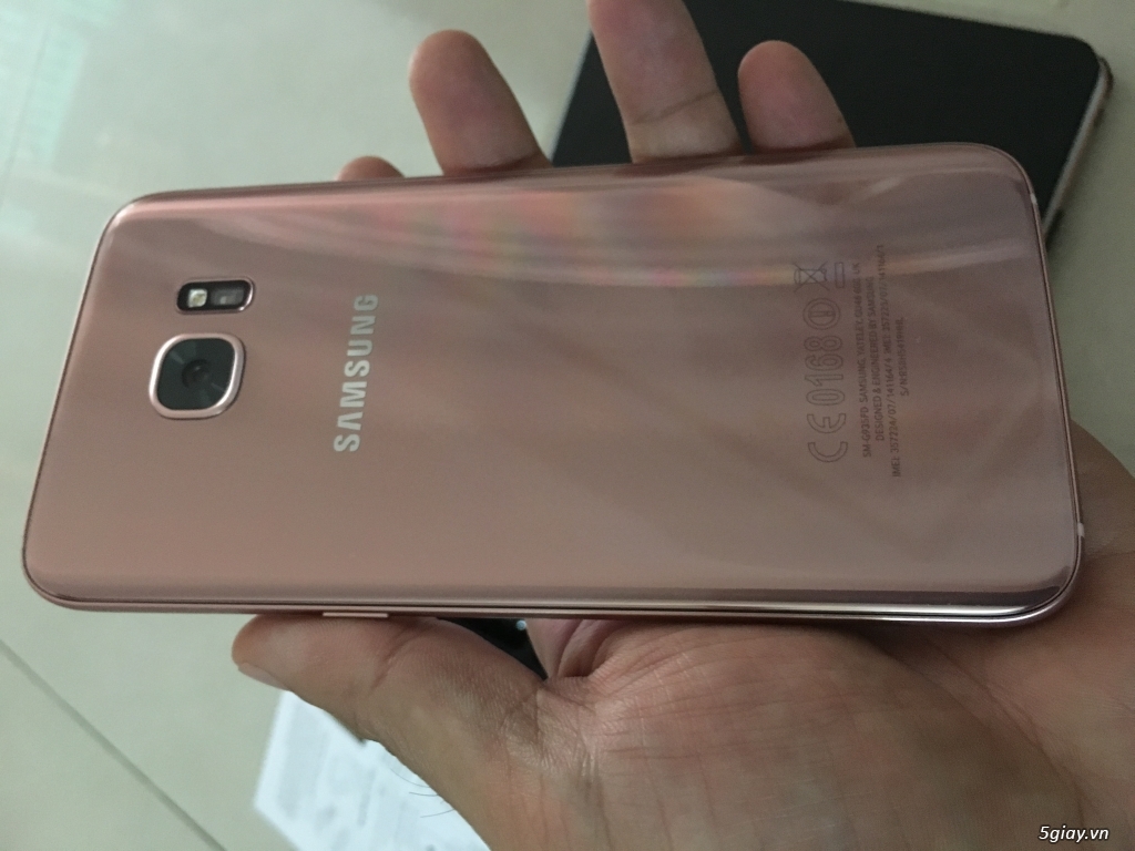 HCM - Samsung S7 edge màu hồng 99% công ty . - 2