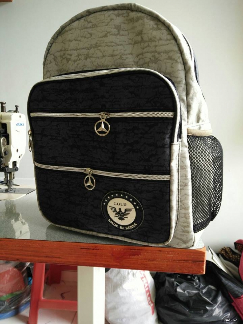 Sản xuất ba lô, túi xách theo yêu cầu