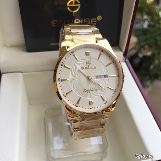 Đồng hồ chính hãng: máy Nhật, chống xước, nước tuyệt đối: tắm, bơi thoải mái - Bảo hành 2 năm - 12