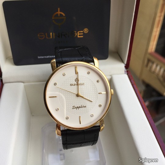 Đồng hồ chính hãng: máy Nhật, chống xước, nước tuyệt đối: tắm, bơi thoải mái - Bảo hành 2 năm - 3