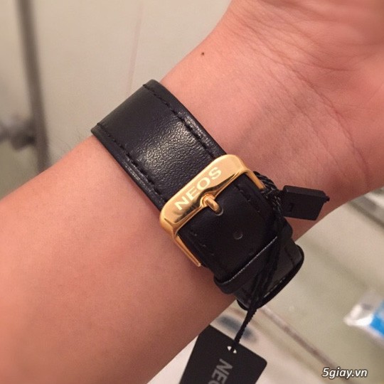 Đồng hồ chính hãng: máy Nhật, chống xước, nước tuyệt đối: tắm, bơi thoải mái - Bảo hành 2 năm - 34