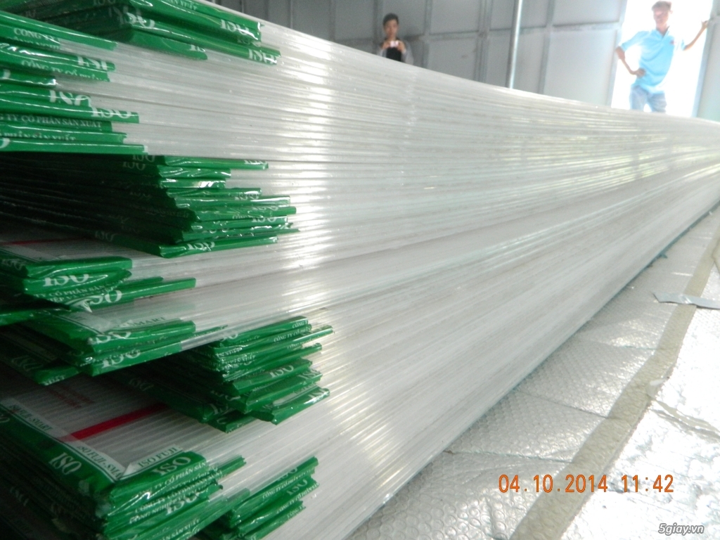 Tấm nhựa lấy sáng thông minh Polycacbonat Việt Nhật 5 Li - 3