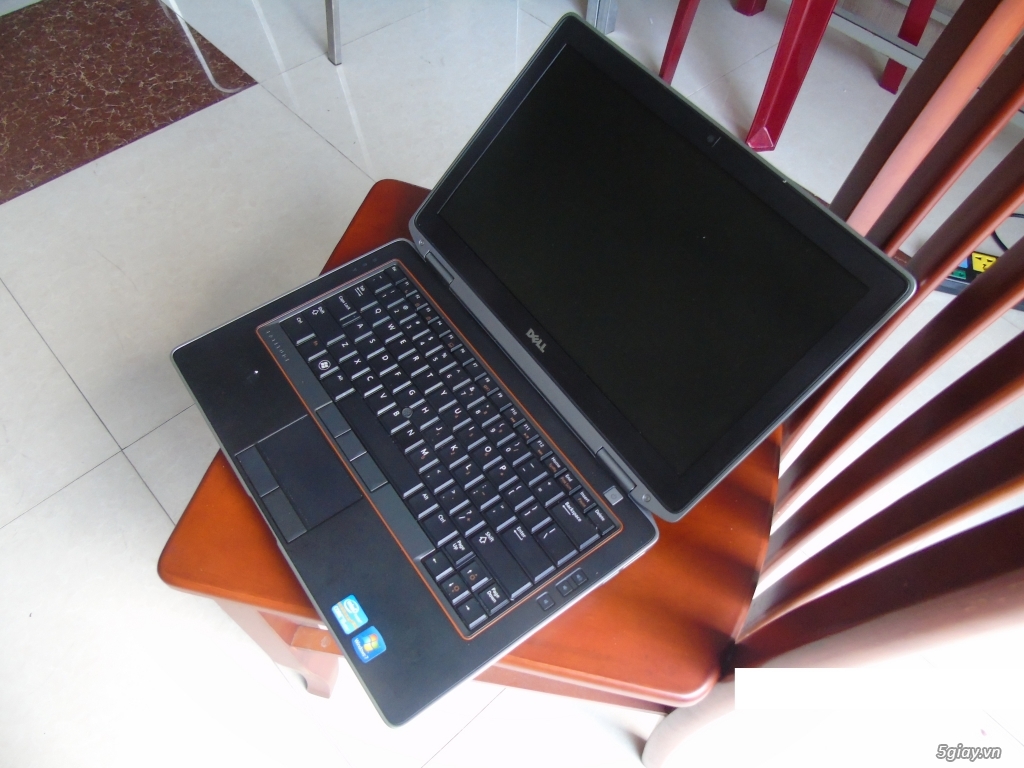 Laptop Dell Latitude E6320