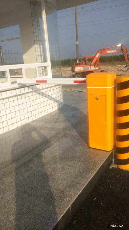 thanh chắn barier giao thông tự động tại sài gòn - 1