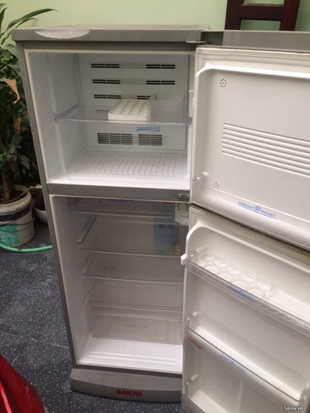 Tủ lạnh sanyo mới 85% 186L-cao 1,65m-Q.7