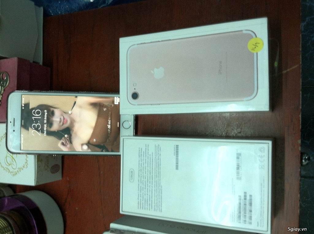 [ ĐÔN GIÁ ] Lên chai sting dâu tặng iphone 7-128gb nguyên seal của úc .end 23g59 25/10/2016