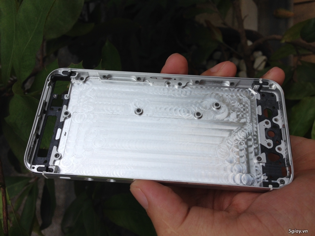 Vỏ iphone 5 silver - 1
