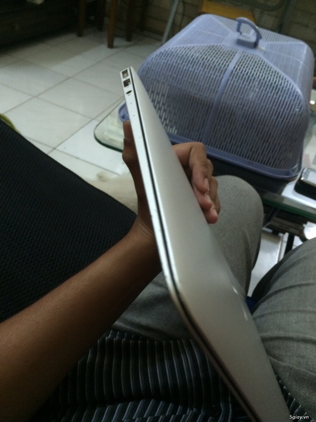 Macbook air 2013 13inch, i7, ram8gb, ngoại hình 99%, giá rẻ - 3