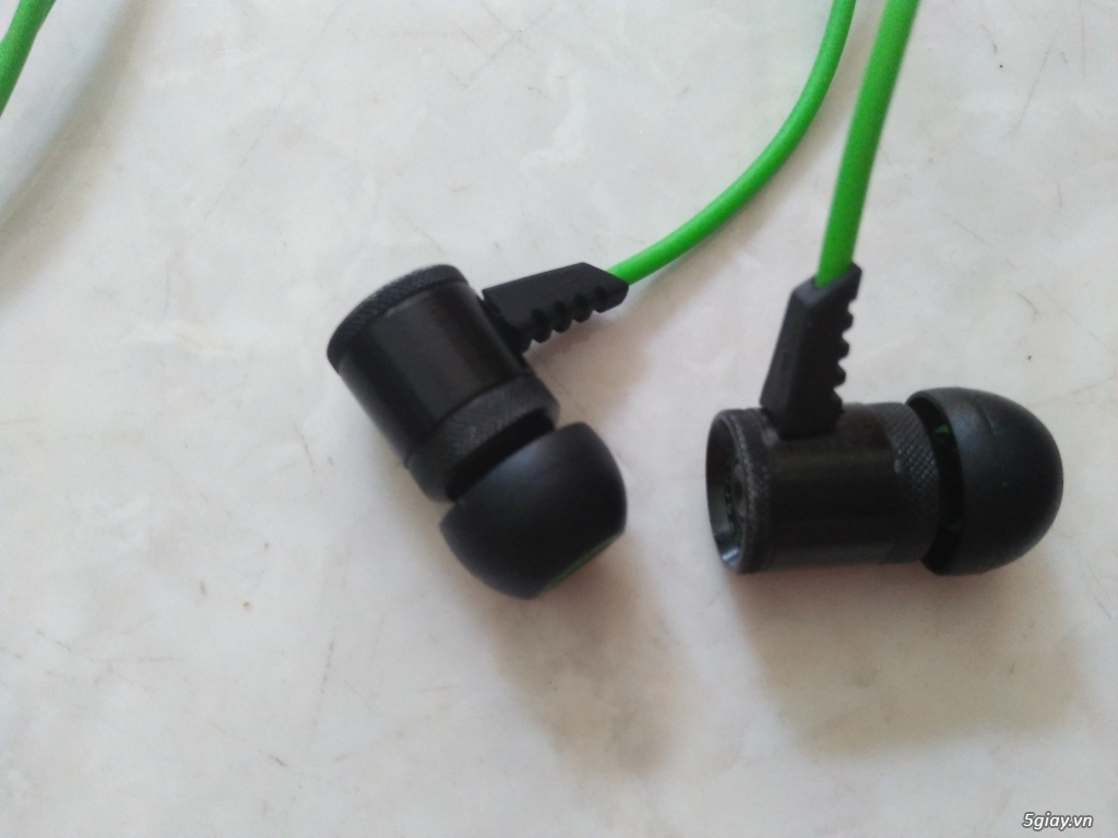 Dư nên bán một tai nghe Razer Hammerhead - 2