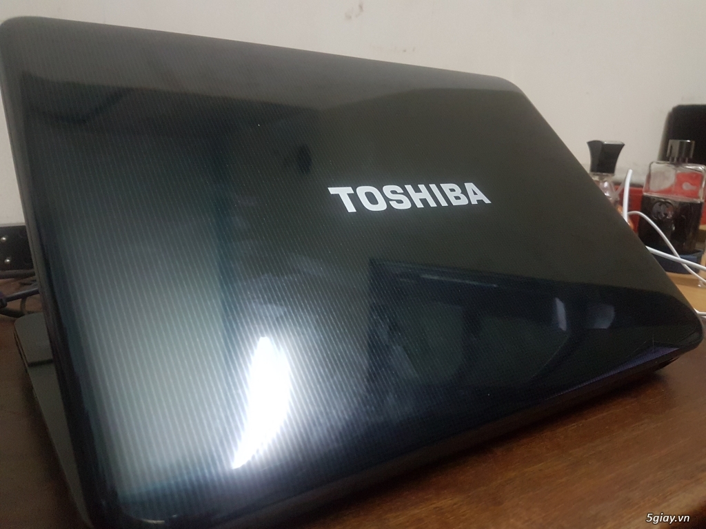 Toshiba C40 A ( Core i5-4200M, Ram 4G ) / Toshiba C840 Core i Sandy - 10