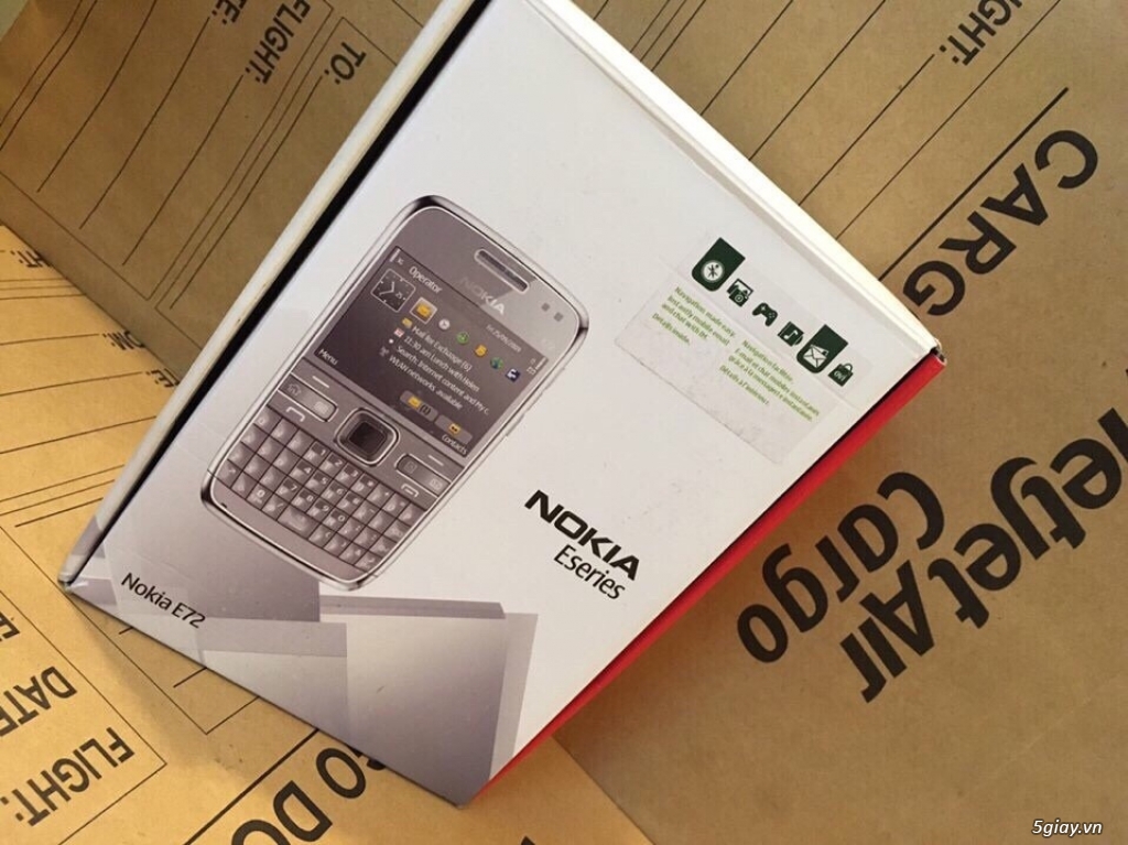 Nokia 6070 sưu tầm brandnew Germany
