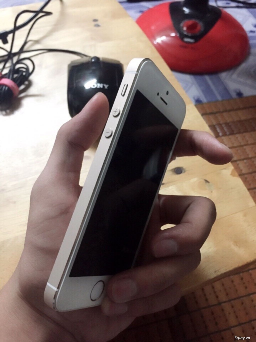 Iphone 5s 16G vàng World 99,8% lên sàn giá vàng 3 củ (mvt) - 4