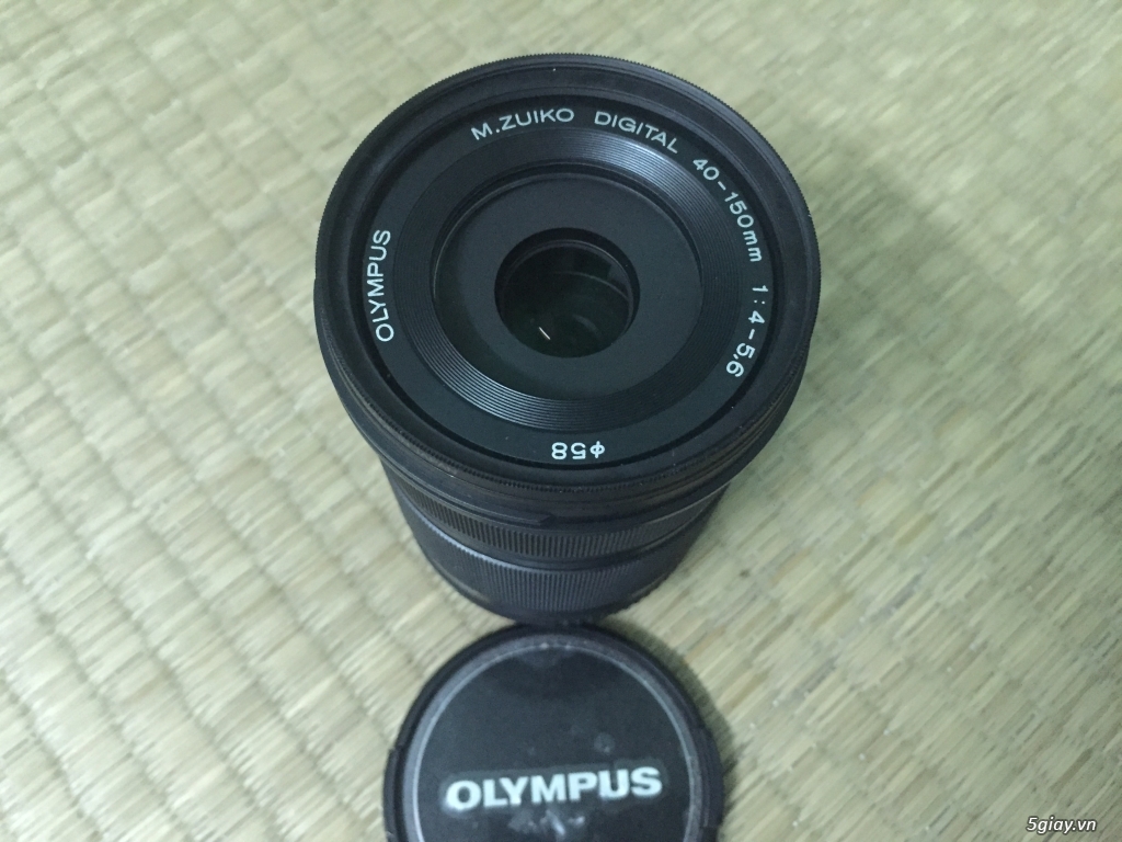 Olympus OM-D E-M10 Mark II Triple Lens Kit - Black - 3